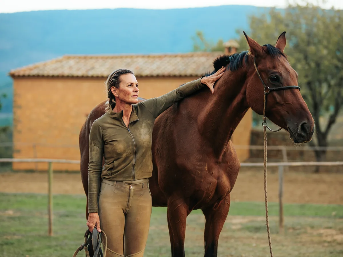 Cours d'équitation à Marcilly-le-Châtel, Loire